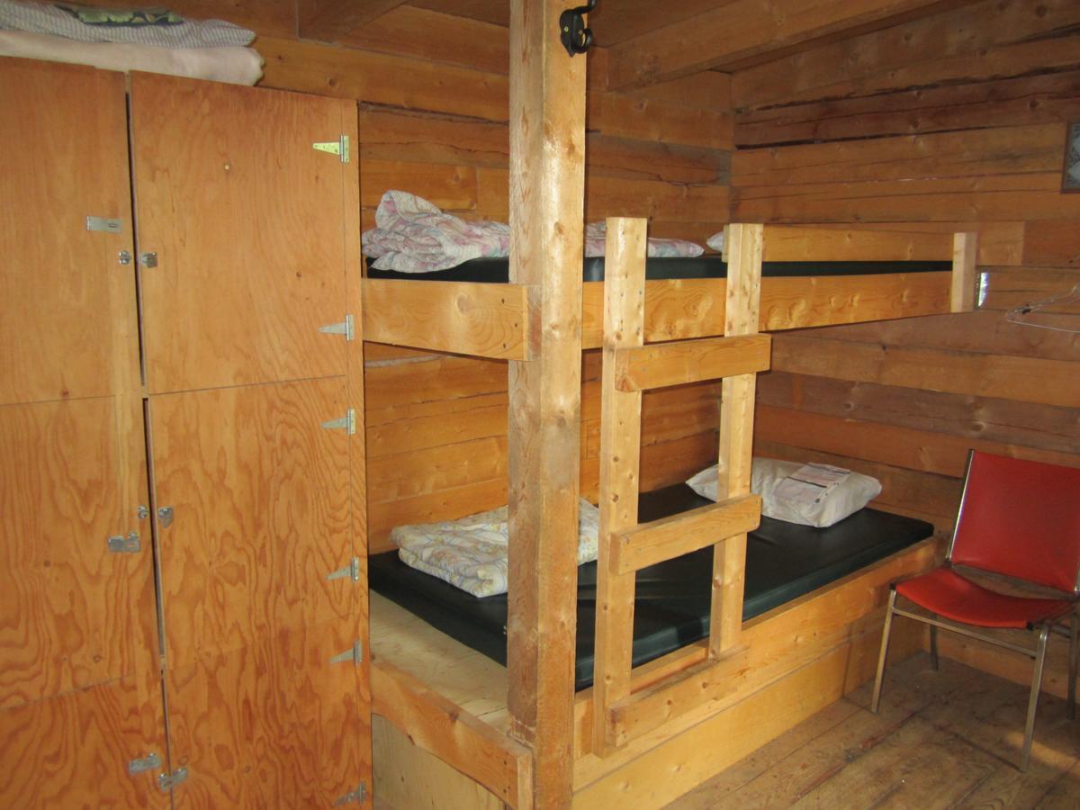 Dawson City River Hostel Exterior photo